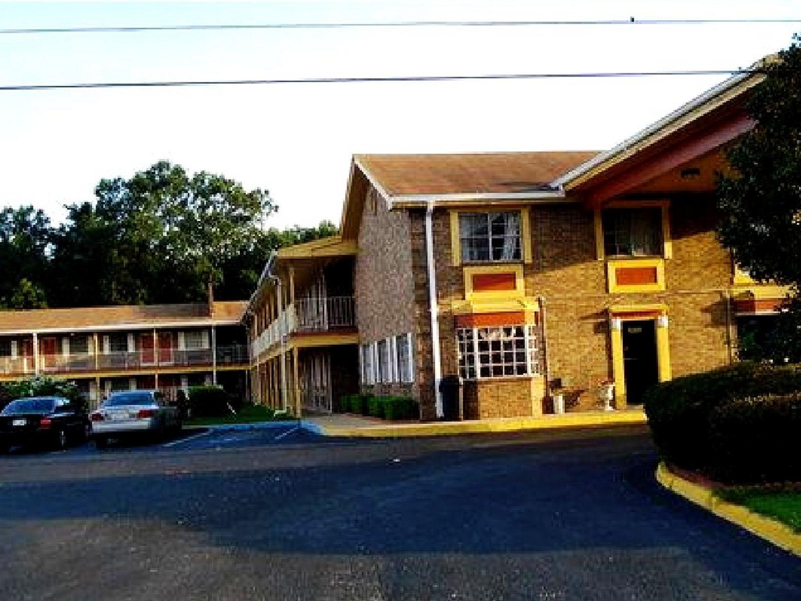 Holiday Inn Express Montgomery East I-85 By Ihg Exterior foto